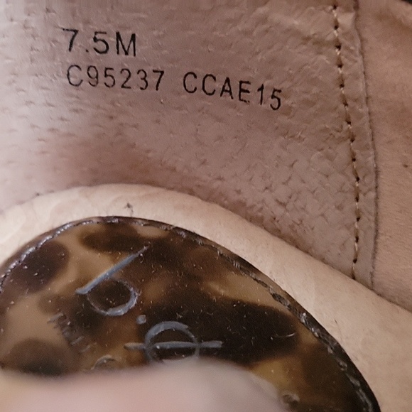 B.O.C. Born Concept Howell vegan patent leather slip-on clogs Tan/ Brown - Picture 4 of 4